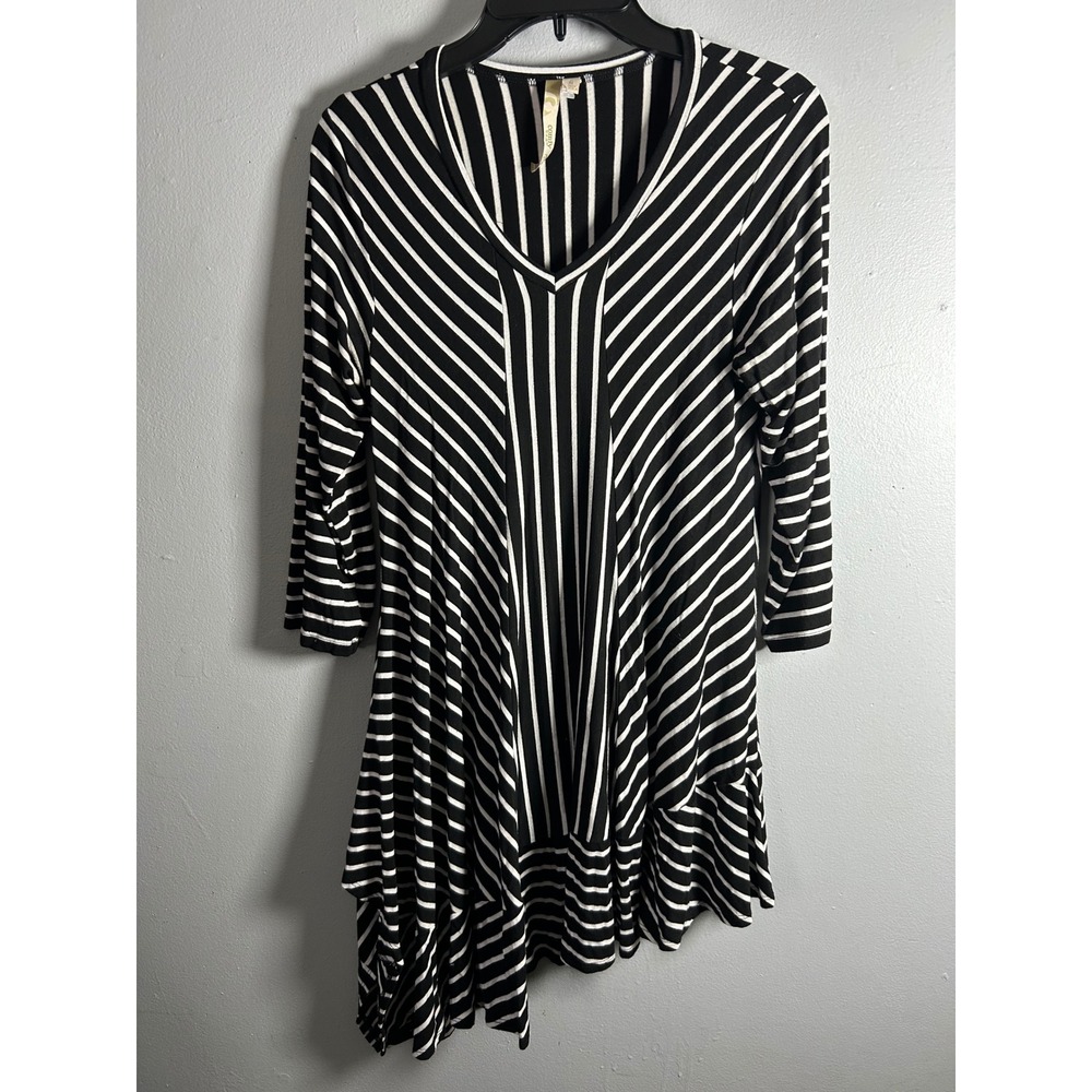 Comfy USA Womens Black White Striped Asymmetrical Sharkbite V-Neck Tunic Top S